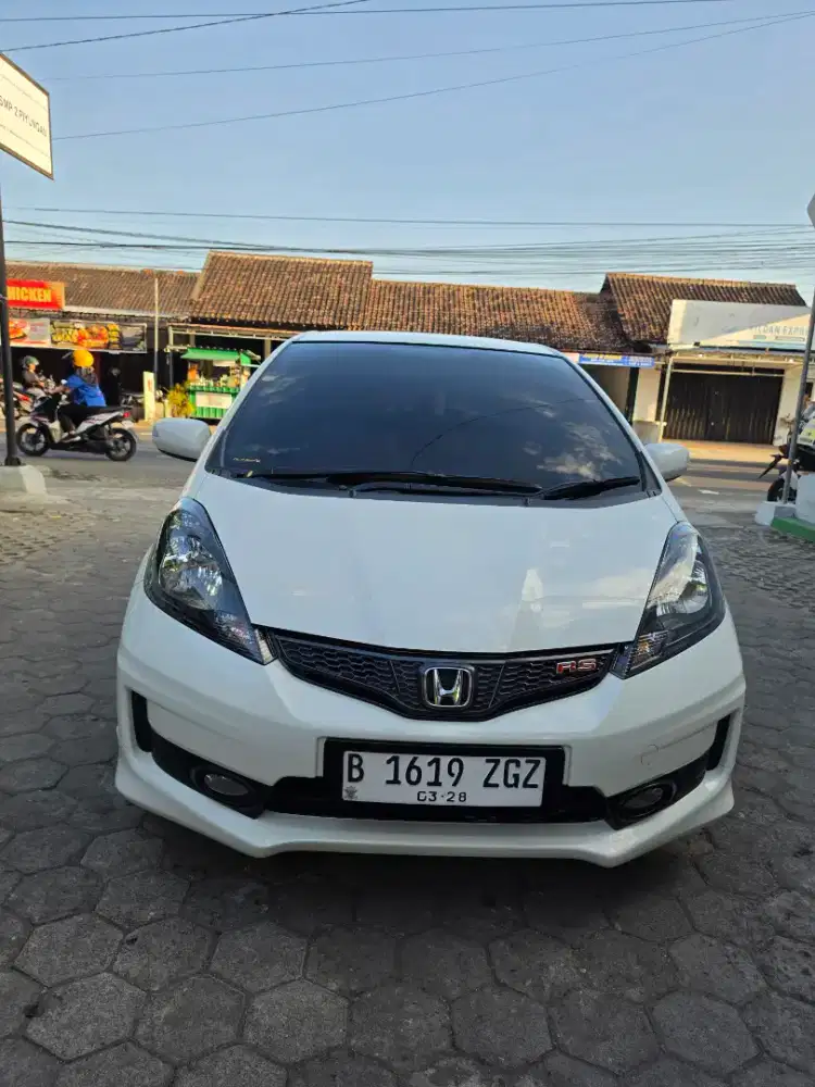 Jazz rs manual tahun 2014