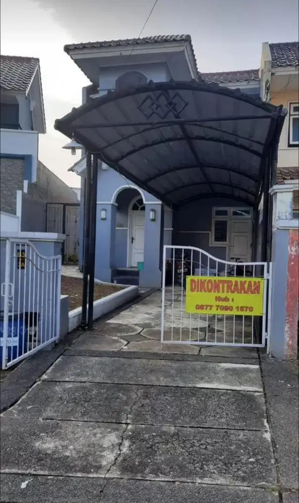 Di kontrakan rumah 2lt diperumahan telaga kahuripan