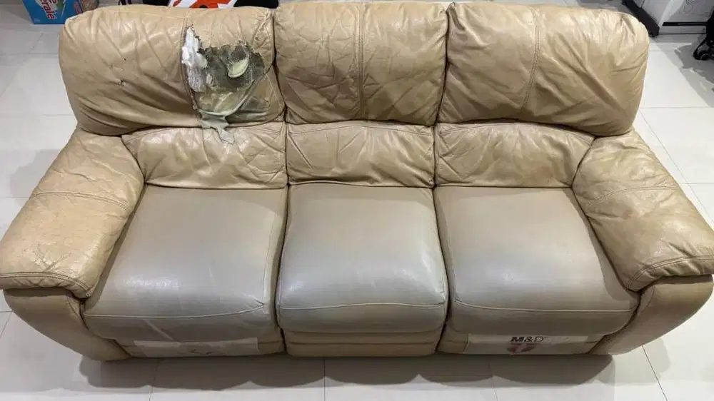 Sofa Kulit ACE HARDWARE
