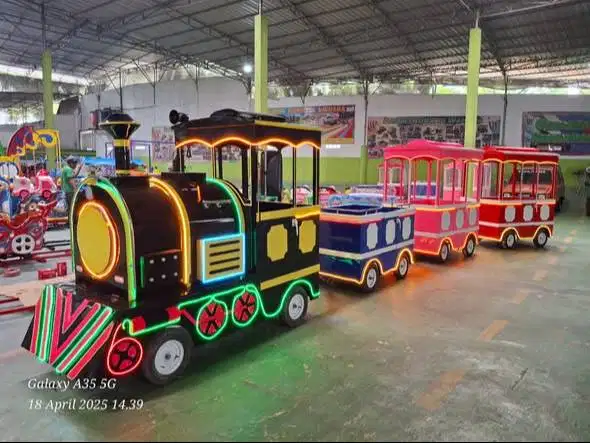 Kereta Mall Mesin Motor
