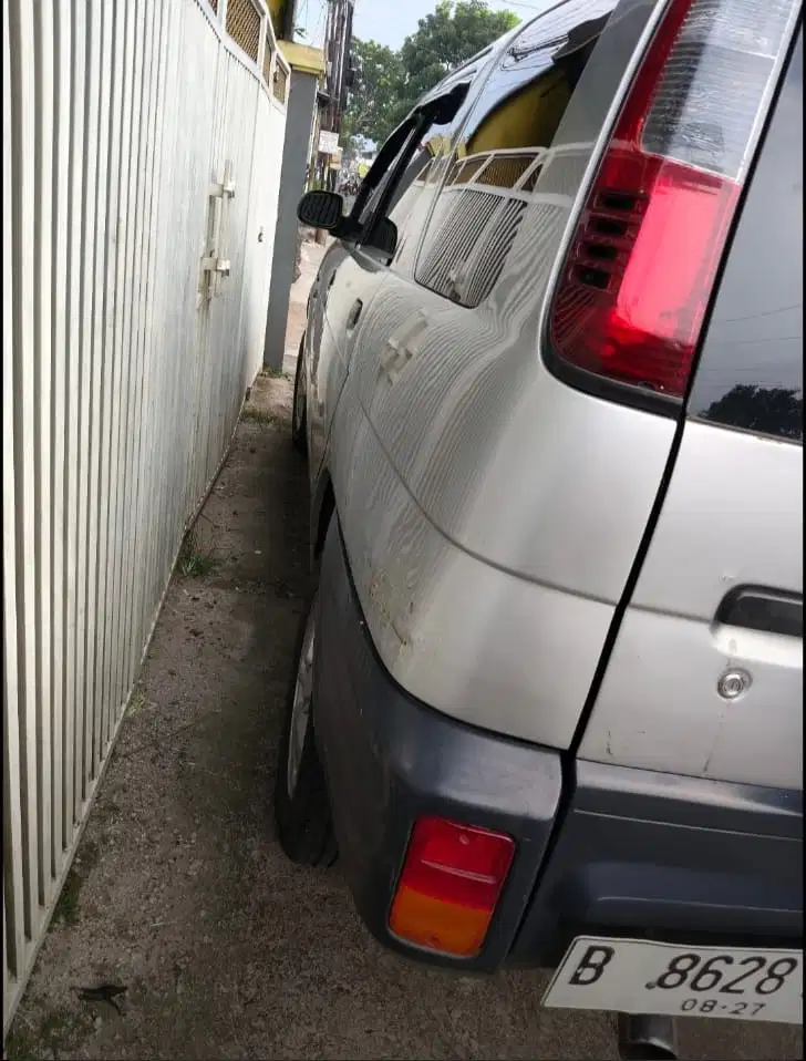 Daihatsu Taruna 2005 Bensin