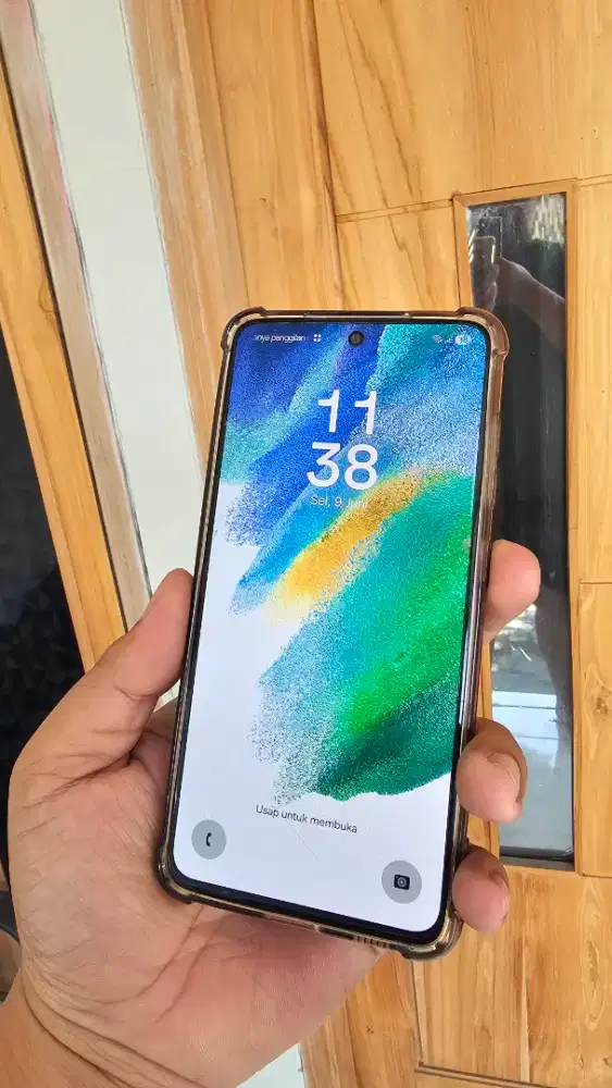 Samsung S21 FE (8/256)