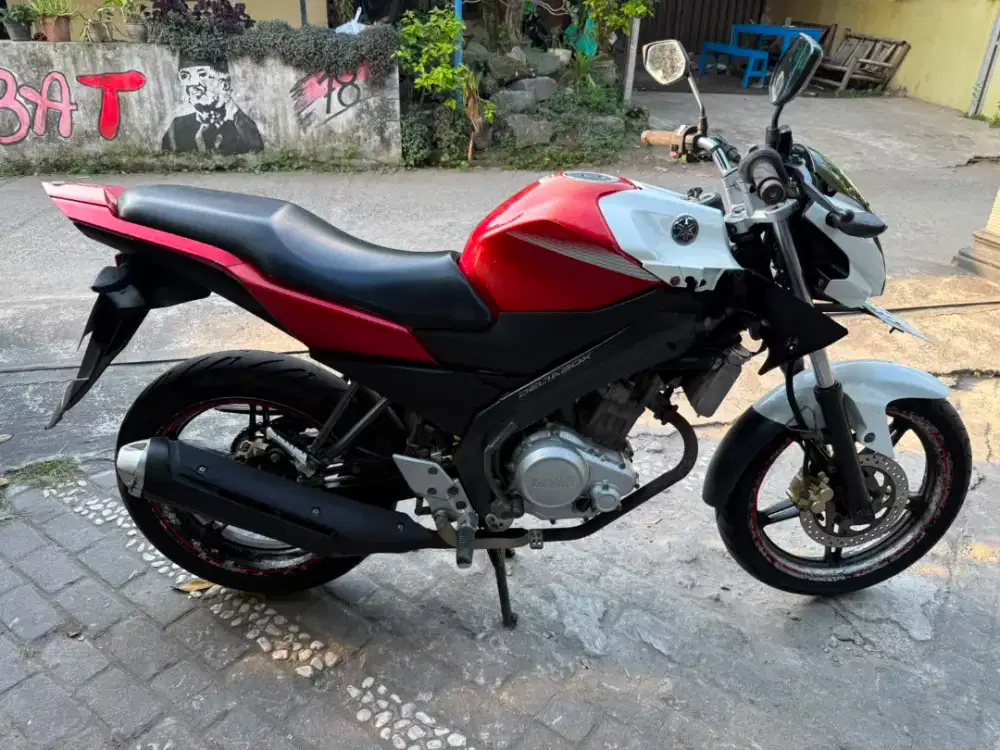 Vixion NVL THN 2014 plat AB sleman