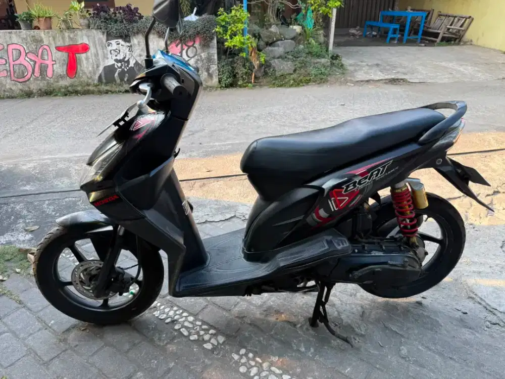 Honda beat THN 2010 plat AB Bantul