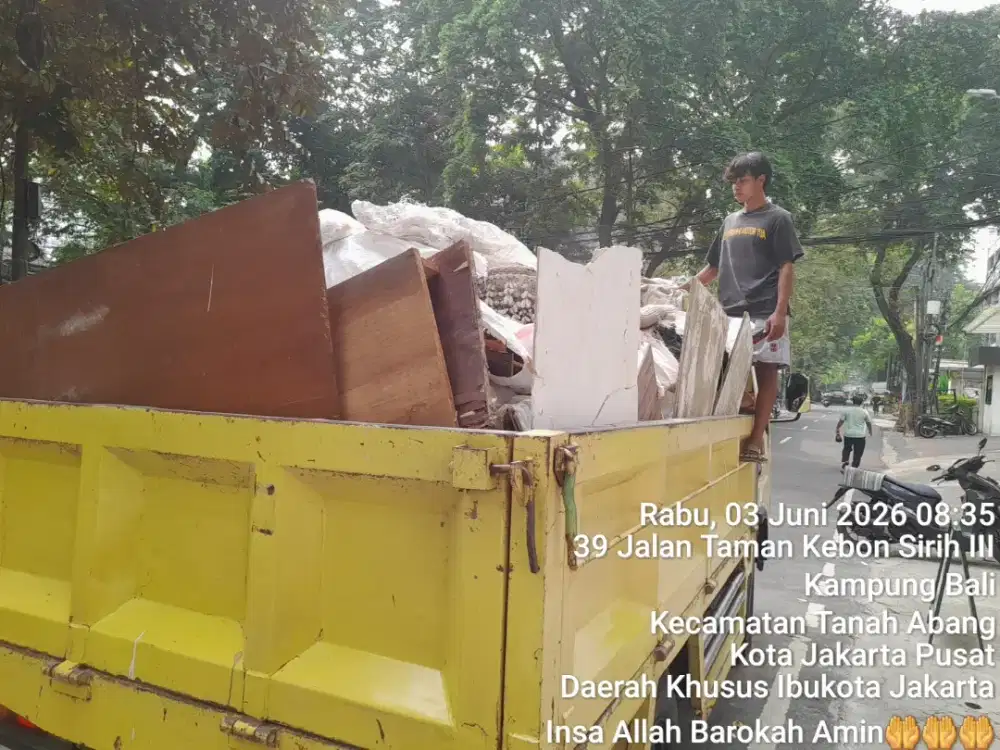 Jasa buang sampah puing