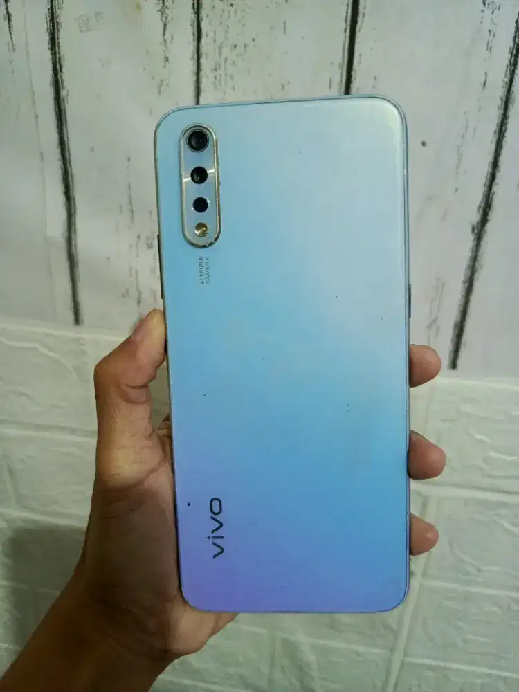 Vivo S1 4/128gb
