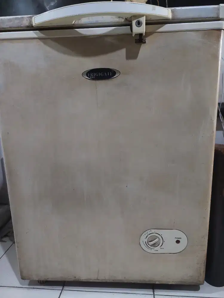Jual frezer merk frigigate 100 liter