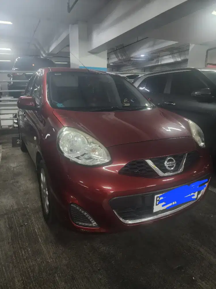 Nissan March pemakaian wanita