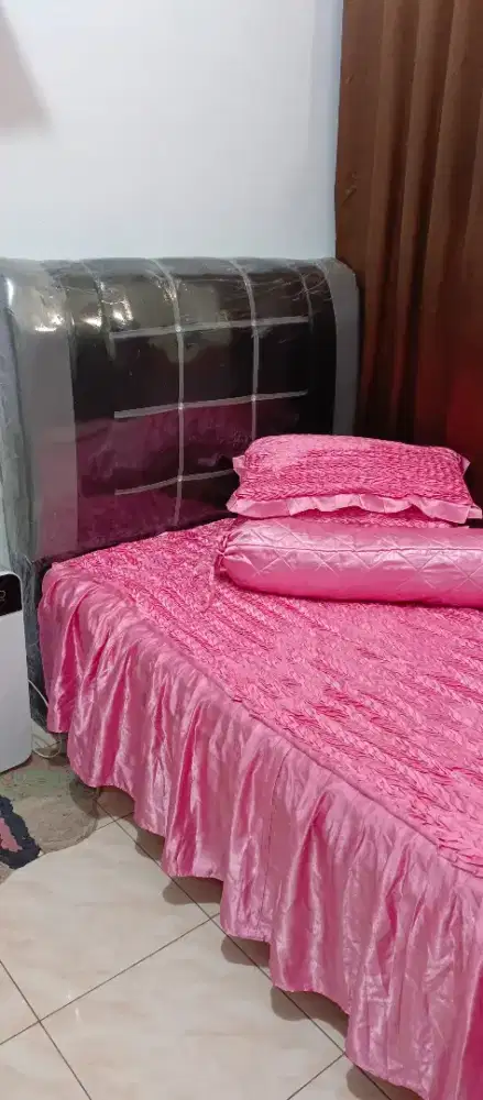 Dipan + kepala kasur