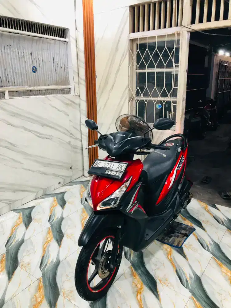 VARIO NEW AGNES ISTIMEWA 2015 Pajak Hidup