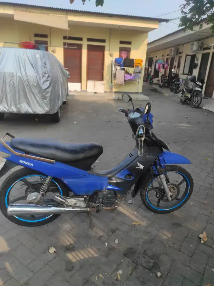 Supra fit 2004(pajak lewat 1x)