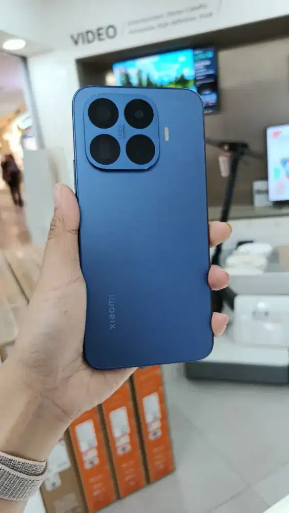 Xiaomi 17T Pro 512 Free headphones