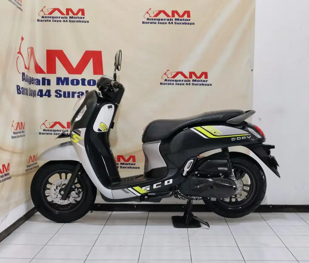 Ready Honda Scoopy Sporty tahun 2023 Silver Hitam