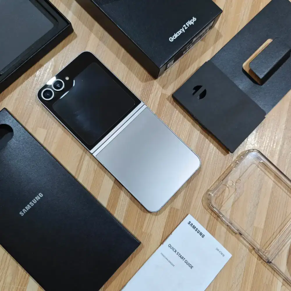 Samsung Galaxy Z Flip 6 12/256 SEIN Fullset
