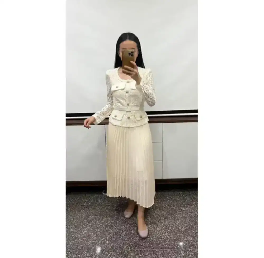 Dress Broken White Lace Premium Korean Style