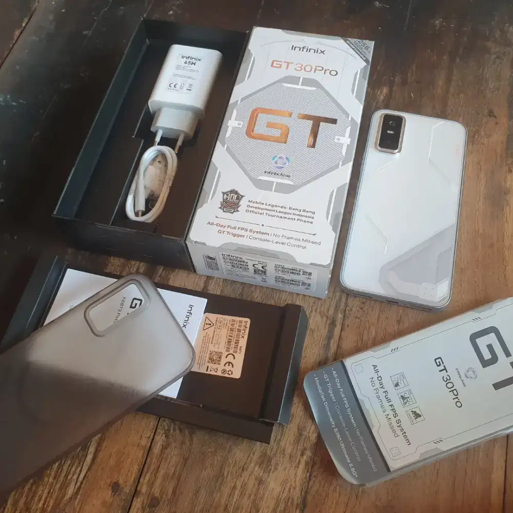 Infinix GT 30 Pro 256 GB+ Cooler Fan Kipas BH 99% Garansi 2027