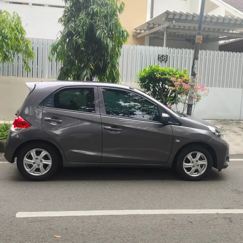 JUAL CEPAT HONDA BRIO SATYA 1.2E CVT. CKD KM RENDAH