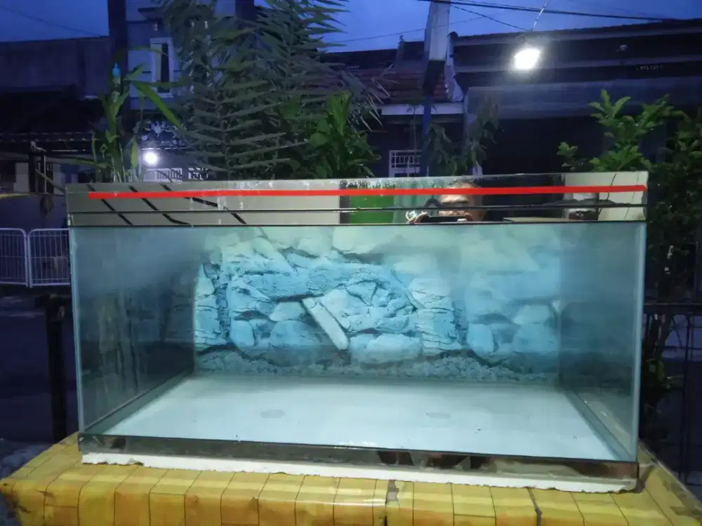 Aquarium besar.