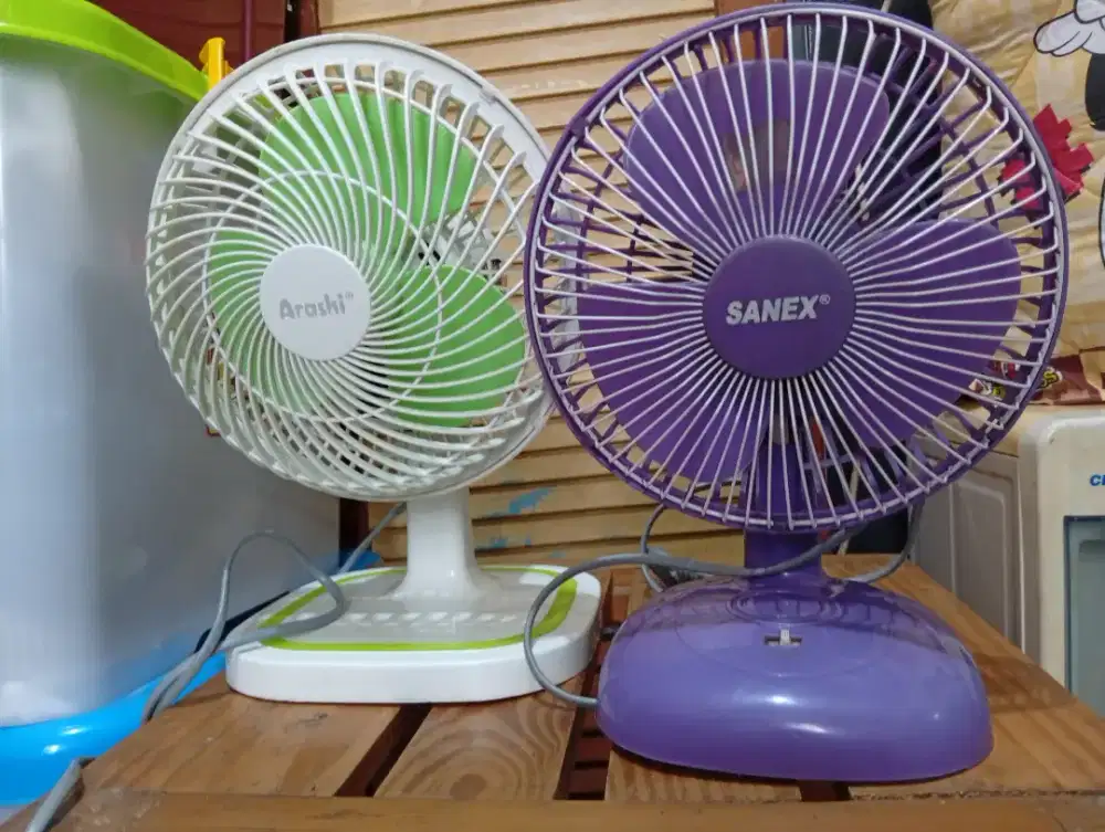 Borongan 2 kipas kecil second
Kipas Sanex 6 In dan Kipas Arashi 8 In