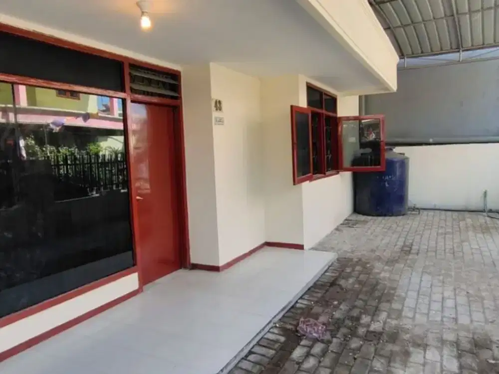 Rumah Gubeng Kertajaya Tengah kota Surabaya  Cocok untuk usaha kos, laundry dll