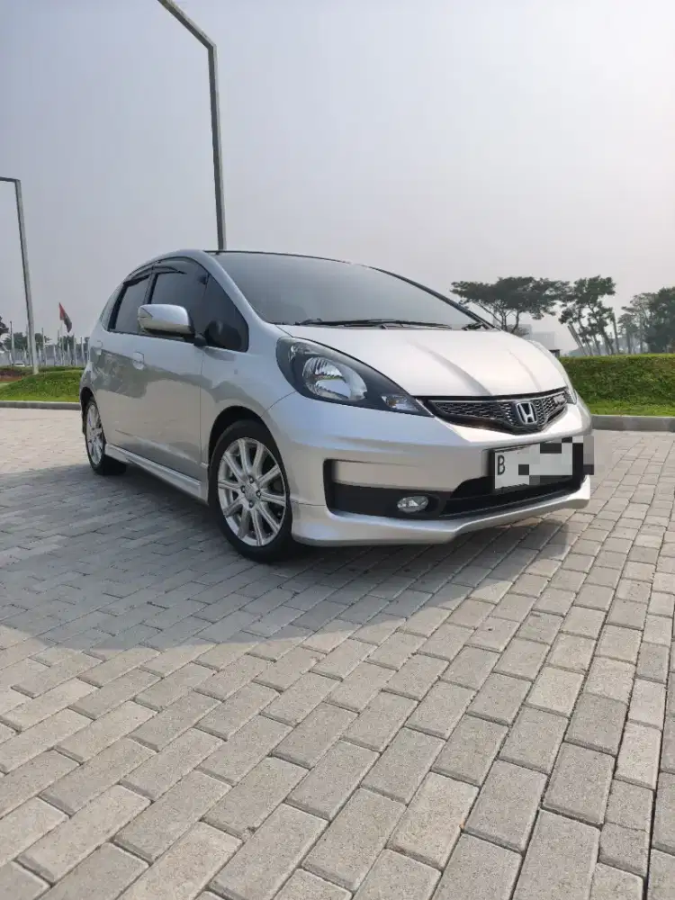 Honda jazz ge8 RS MMC 2014