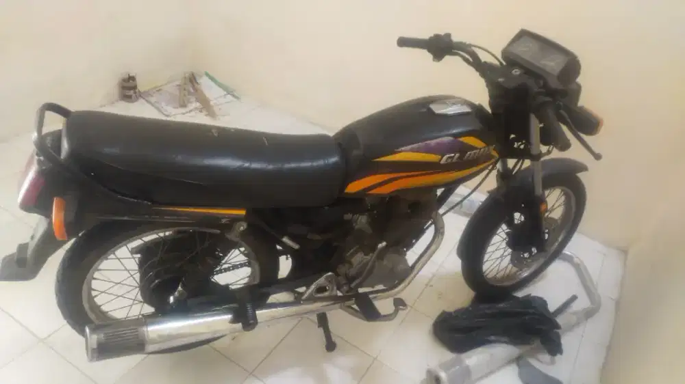 Honda GL MAx 2002