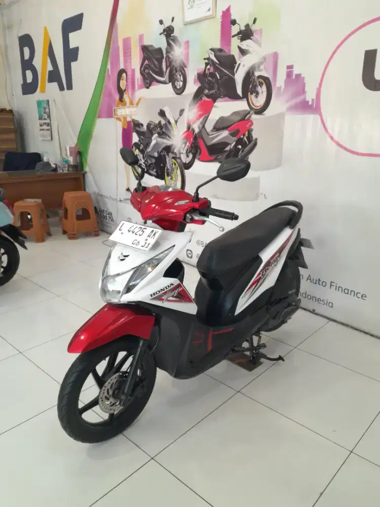 HONDA BEAT ESP 2016 MERAH PUTIH