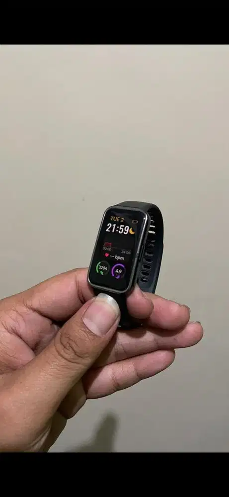 Huawei Band 9 Unit Normal (Dent di pinggir)