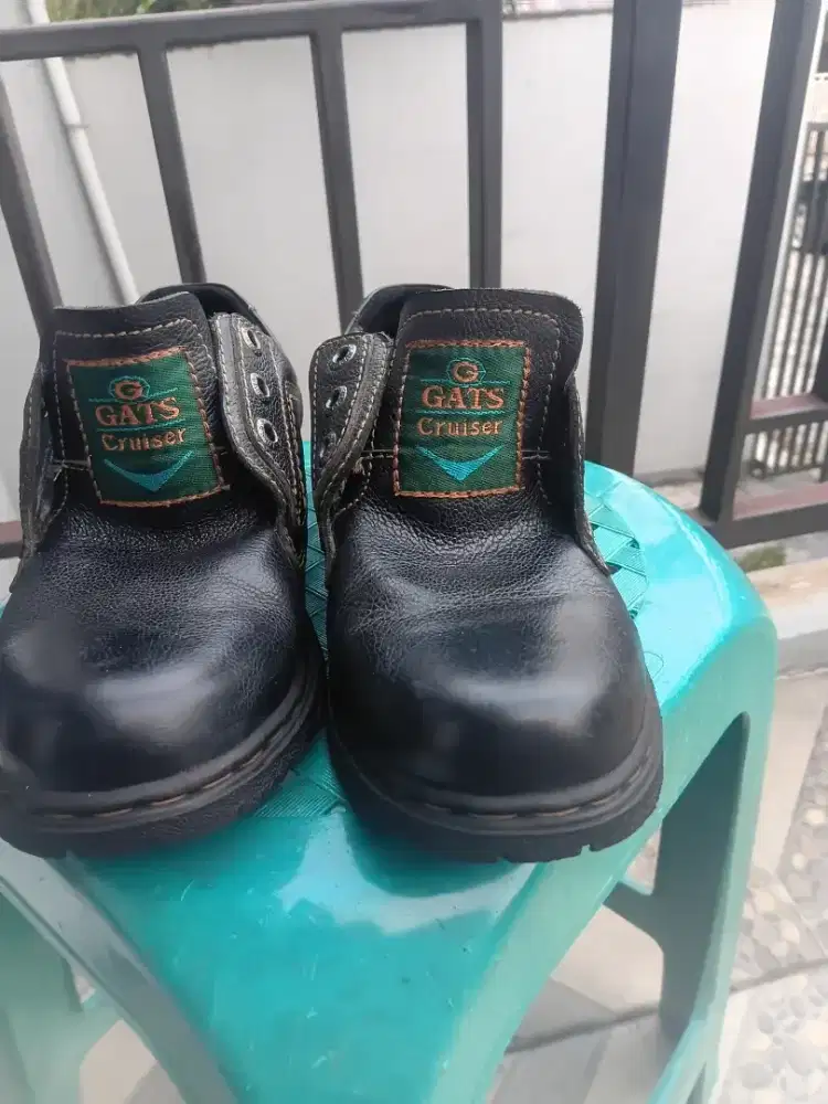 Sepatu Pria ori