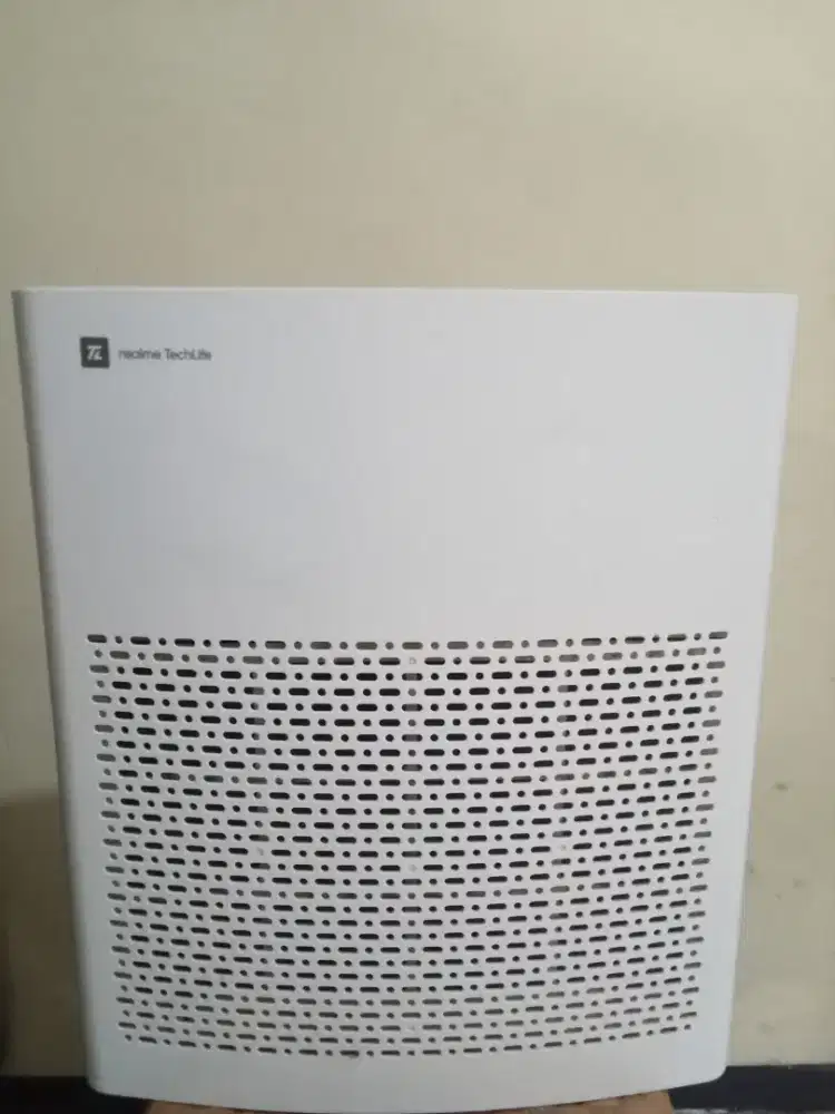 Air purifier realme teachlife