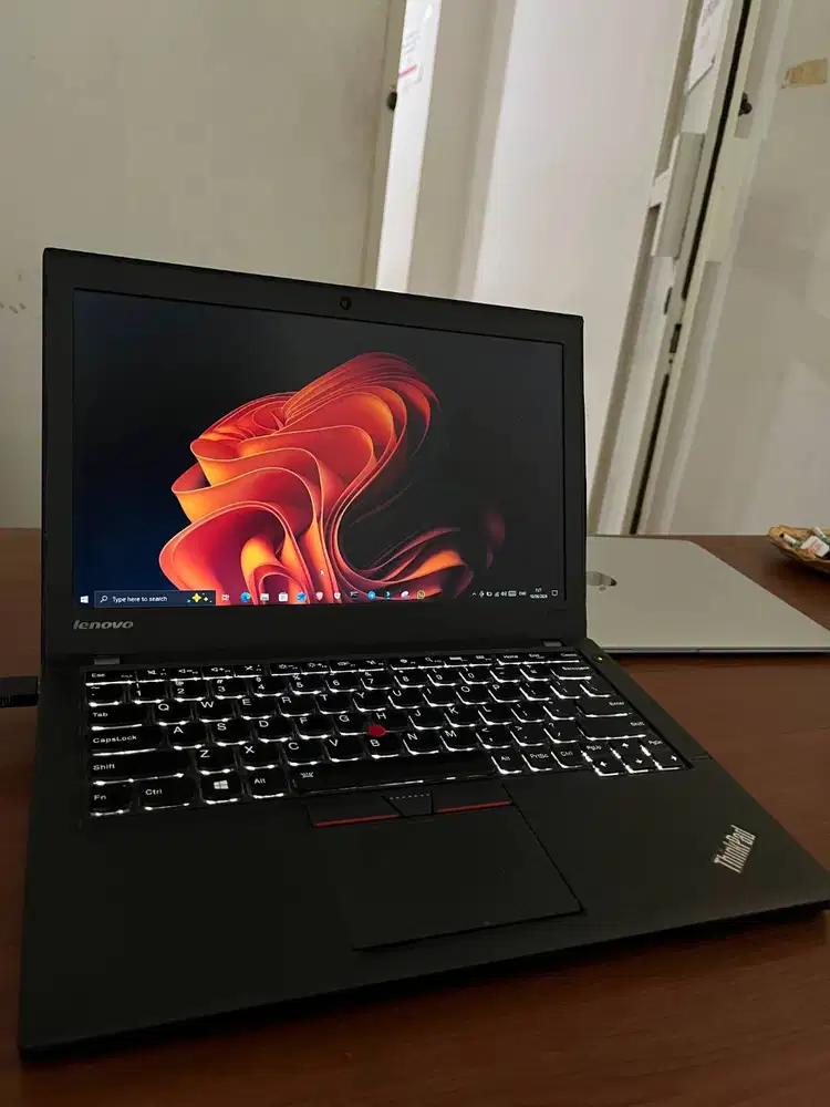 Lenovo X250 Fingerprint Core i5 Minus
