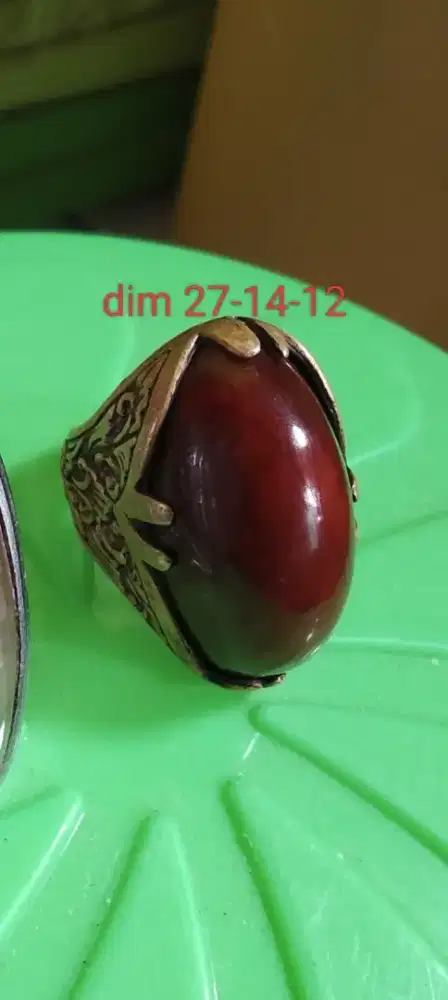 Batu akik. Pandan merah.