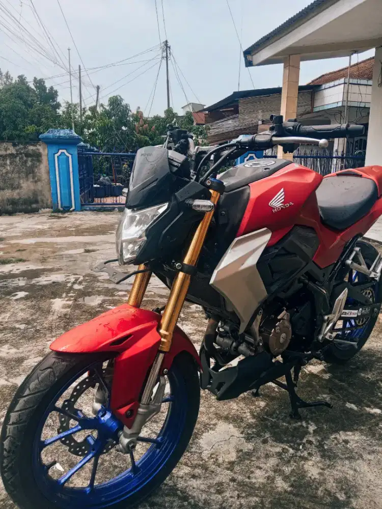 All new CB150R StreetFire