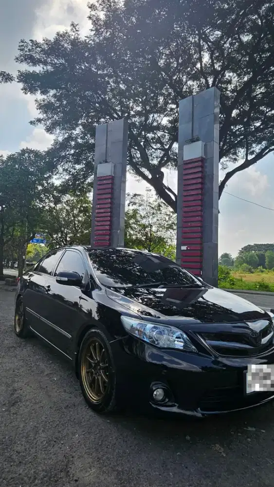 Toyota Corolla Altis 2.0 V thn 2012 Black