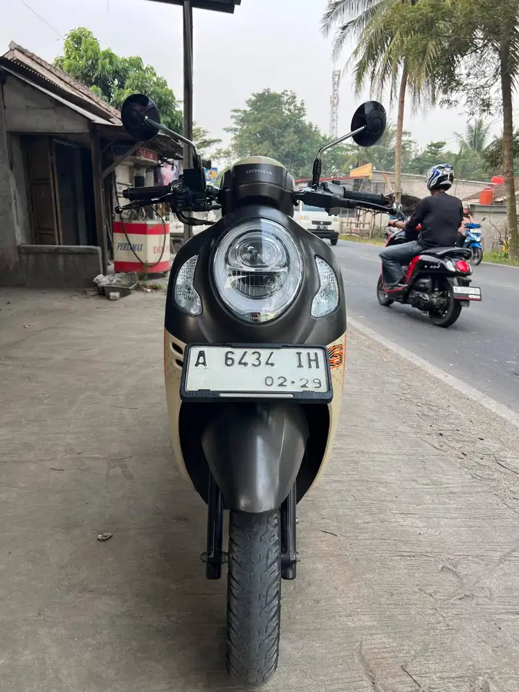 SCOOPY FASHION TAHUN 2024