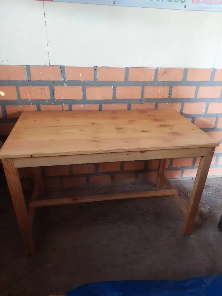 Meja Makan Jati Belanda