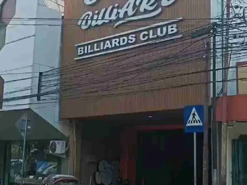 Tempat Usaha Strategis Di Samping Ambarukmo Plaza Jogja