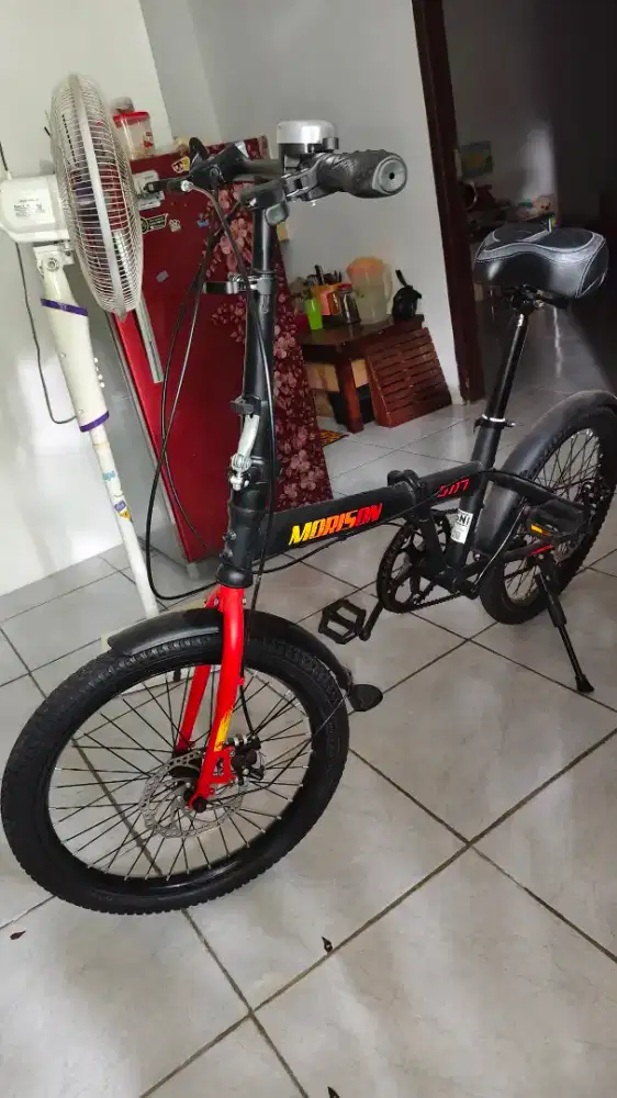 Sepeda Lipat Morison 20inch