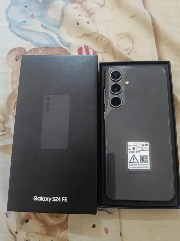 Samsung S24 Fe 5G ram 8/256 fulset mulus