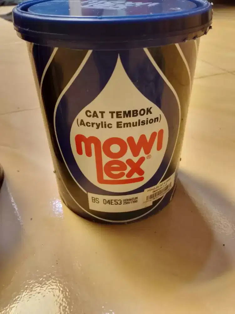 Cat mowilex  1 liter