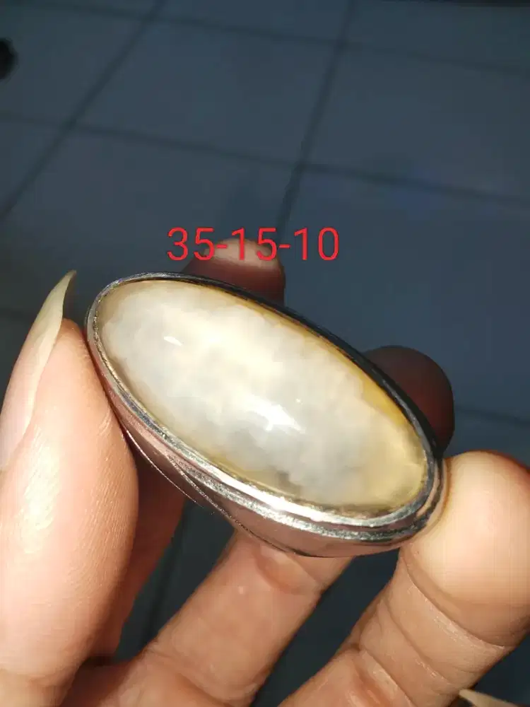 Batu akik. Pandan sutra.
