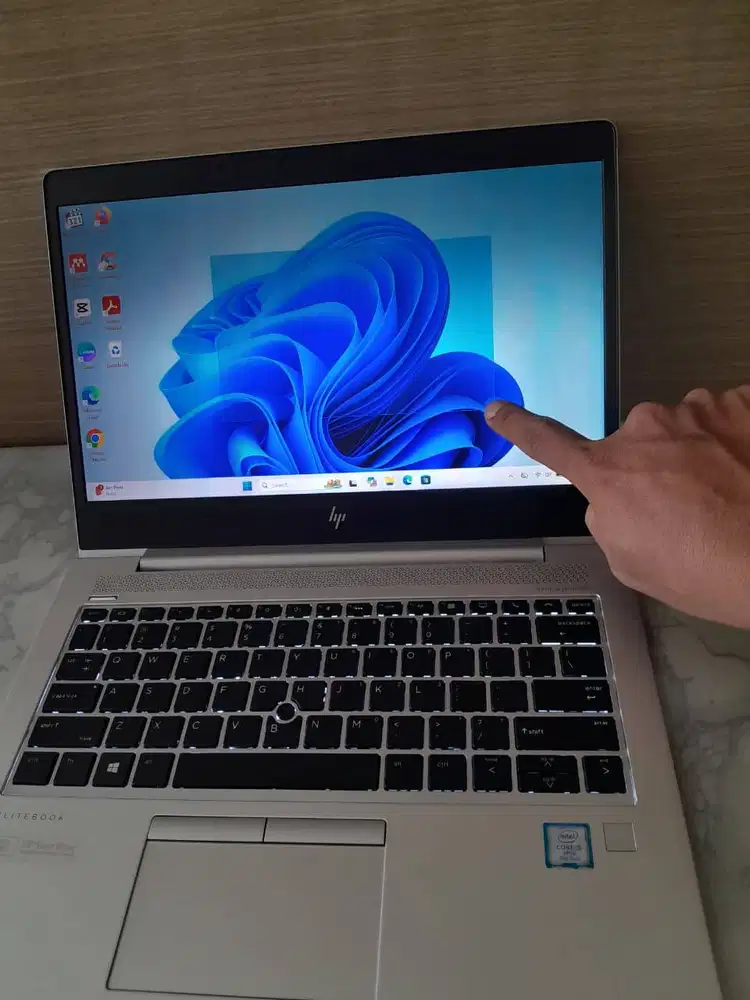 HP Elitebook 830,Core i5 gen 8,16GB, SSD 256GB,13,3in Touchscreen FHD