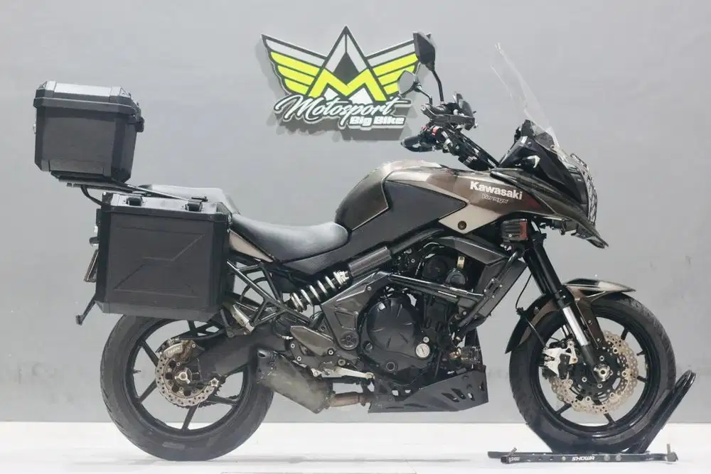 Kawasaki versys 650 like new V-stroum CB500X vulcan 650