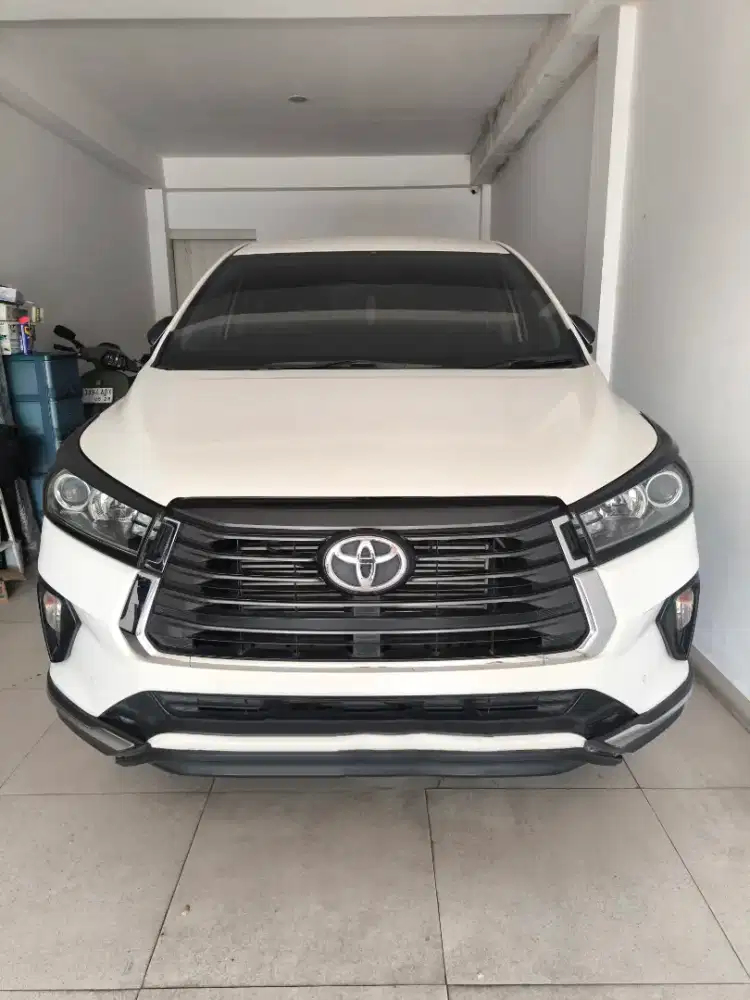 DIJUAL INNOVA TYPE V 2.4 DIESEL MATIC 2021