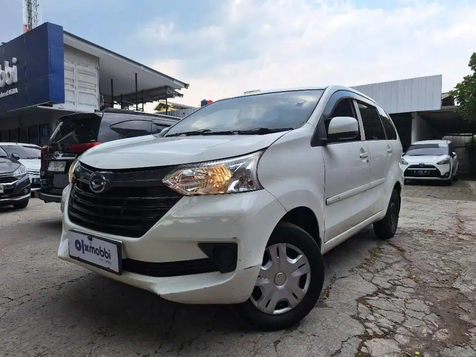 DP MURAH Daihatsu Xenia 1.3 X STD Bensin-MT 2015 Putih C