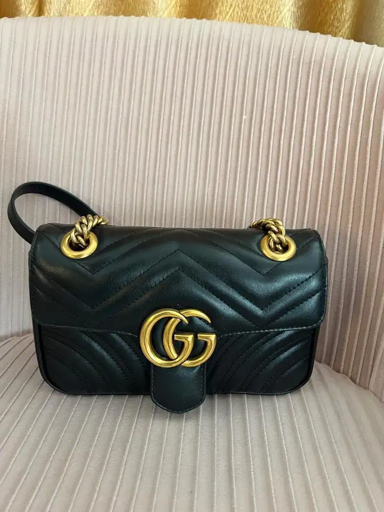 Gucci GG Marmont Matelassé Flap Bag