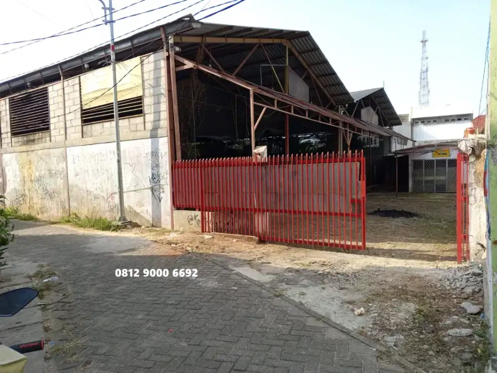 Jual Tanah dan Bangunan ex Lapangan Futsal di Pinang Kota Tangerang