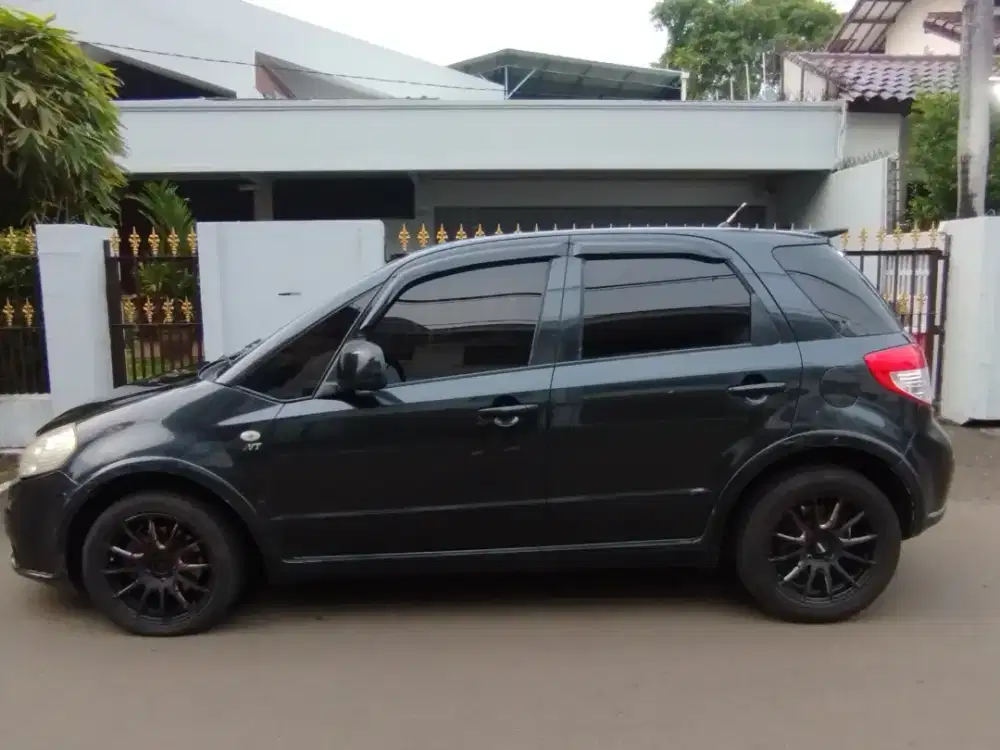 Suzuki X-0ver sx4 M/T 1.5