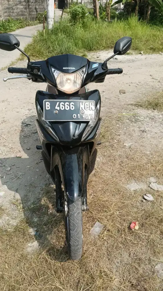 Revo fit injeksi 2016 plat B Banten pajak of 2 Thun lengkp