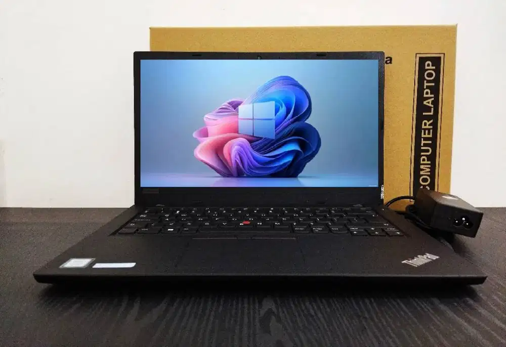 Laptop TouchScreen Fulzet | Core i5 | Ram 8 | mulus segel all normal